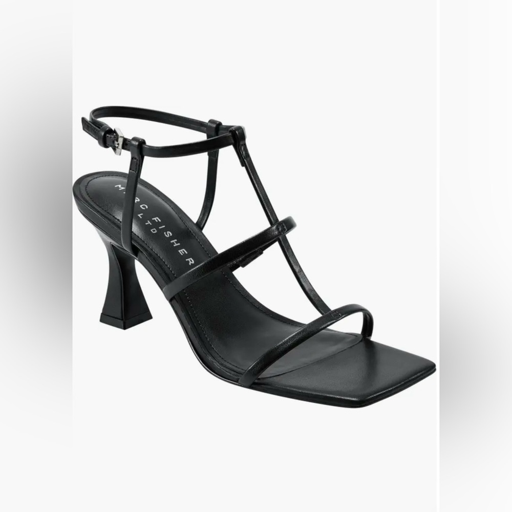 Dennie Ankle Strap Sandal (Women)
Marc Fisher LTD